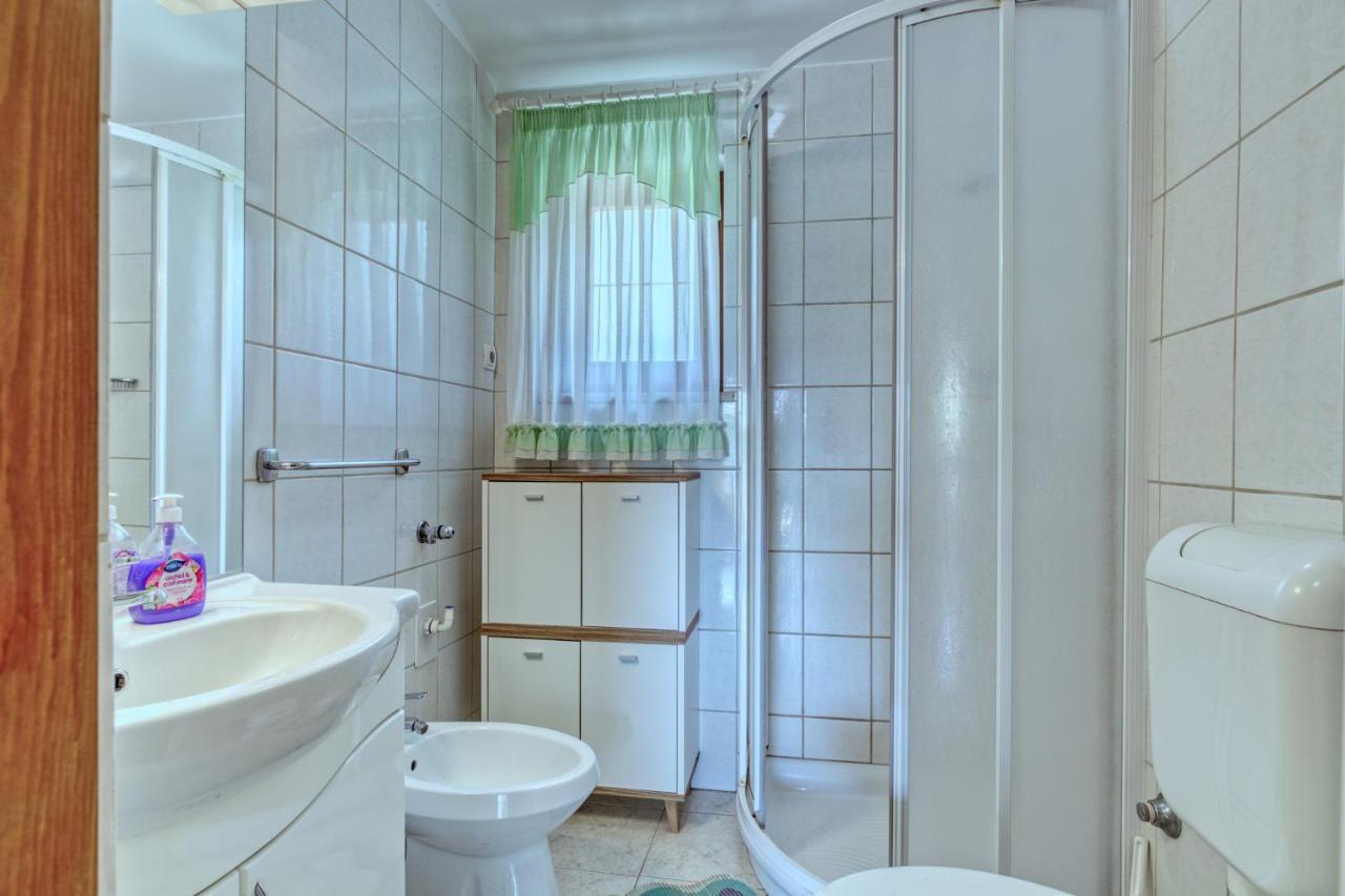 Apartmets Slavica 1644 班约勒 外观 照片
